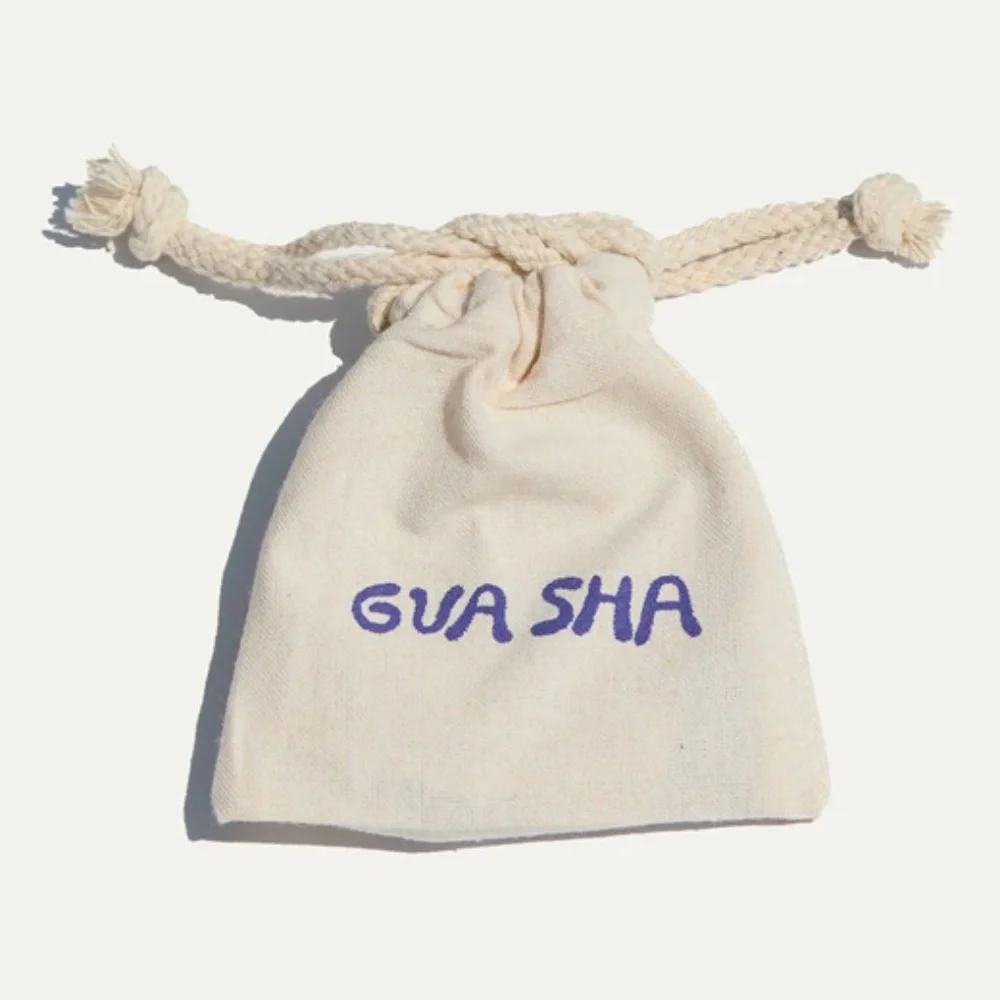 Everyday Oil Gua Sha Tool - Picture 3 of 3
